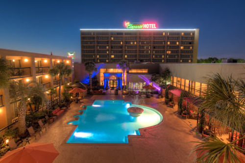 Hotel Mcm Elegante & Conference Center 4*